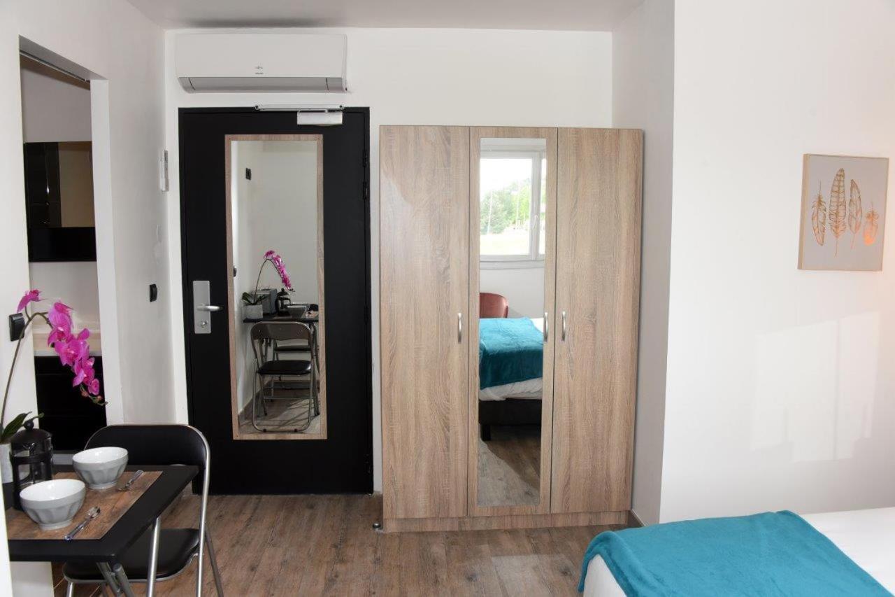 Home Place Apartments - Langon Sauternes Екстер'єр фото